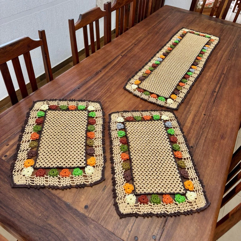Jogo De Caminho De Mesa Primavera 3 Peças Crochê Artesanal