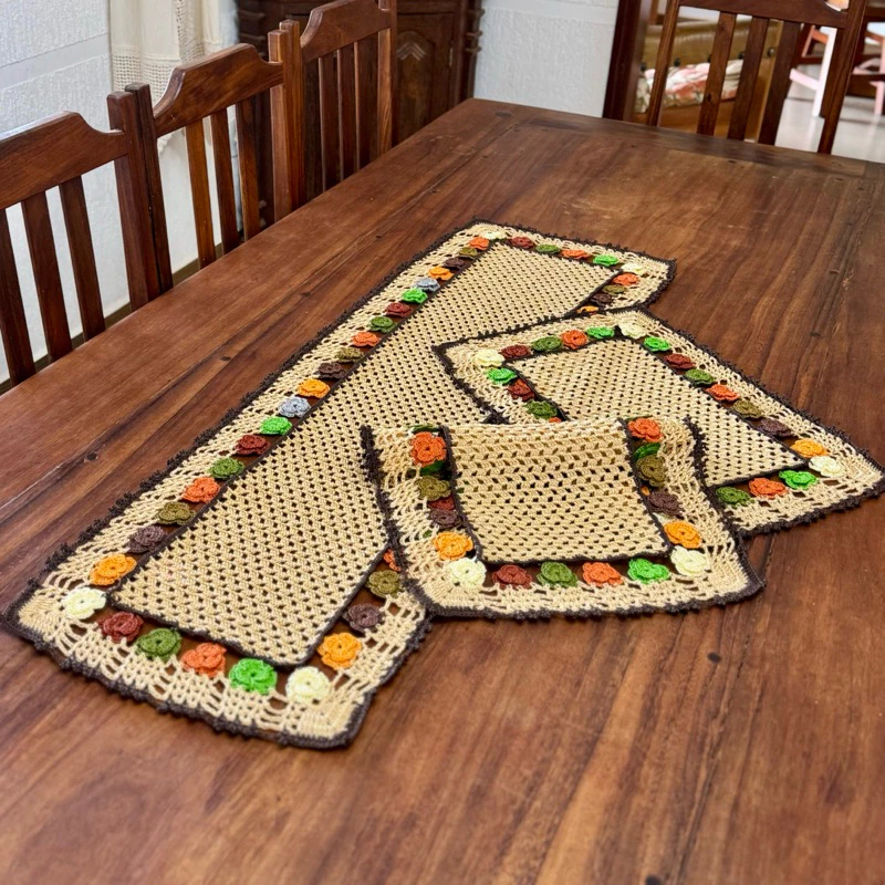 Jogo De Caminho De Mesa Primavera 3 Peças Crochê Artesanal - Imagem 2