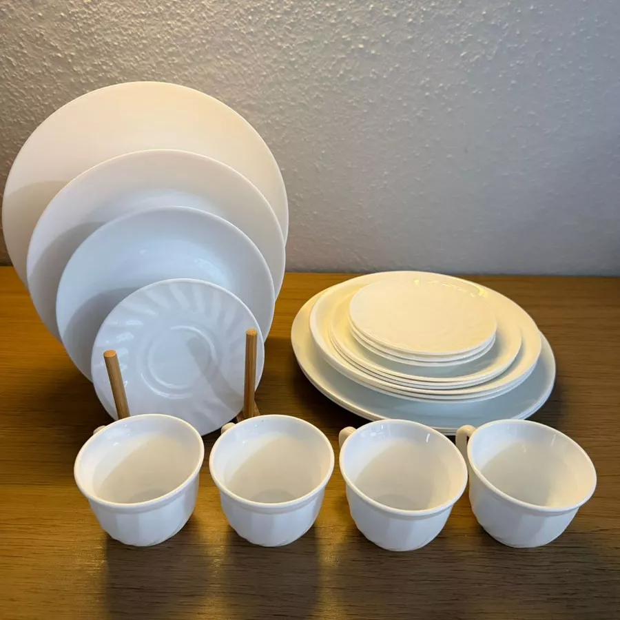 Aparelho de Jantar 20 Peças – Vidro Opaline Branco Estampado